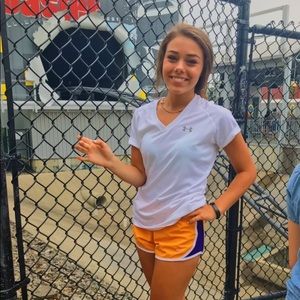 Meet your Posher, Kendra